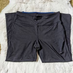 LIKE NEW - Calvin Klein Capri Leggings